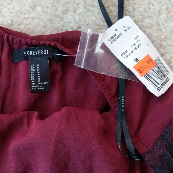 New Forever 21 Maxi Dress - Picture 6 of 9